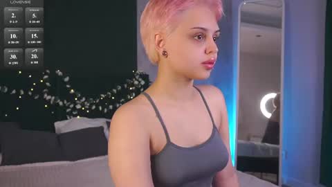 Snapshot of emma_bro0kss chatting on 12, 7, 2026 Emma online show from 12, 7, 2026