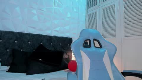 emma_dl2 online show from 27, 2, 2025