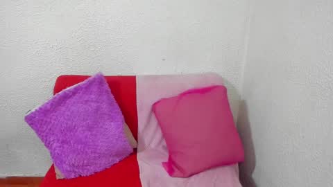 Emma online show from 6, 3, 2025