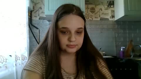 Snapshot of emma_emmochka chatting on 28, 4, 2026 emma_emmochka online show from 28, 4, 2026
