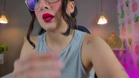 E M M A online show from 10, 4, 2026