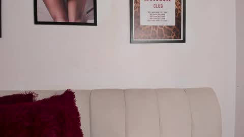 emma_jonness online show from 30, 4, 2026