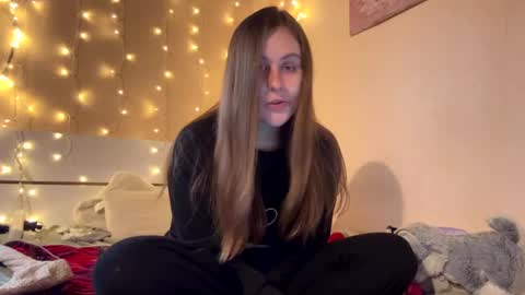 emma_just online show from 1, 3, 2025