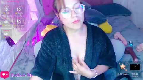 Snapshot of emma_luna1986 chatting on 1, 3, 2025 Emma online show from 1, 3, 2025