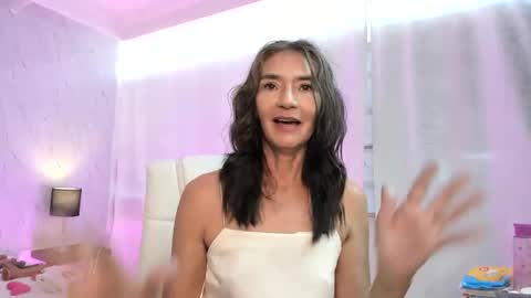 Emma  online show from 22, 1, 2025