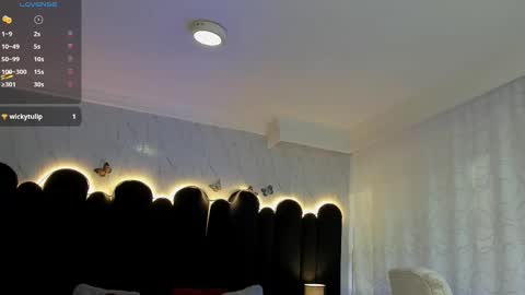 Emma  online show from 26, 9, 2025