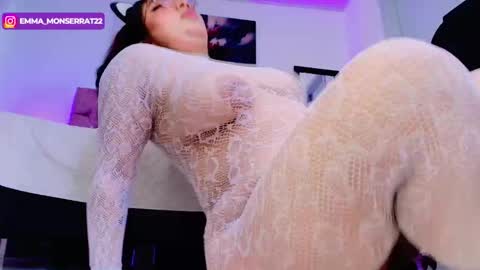 Emma Monserratt online show from 7, 11, 2025