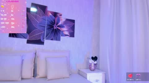 Snapshot of emma_morgann chatting on 10, 3, 2025 Emma Morgann online show from 10, 3, 2025