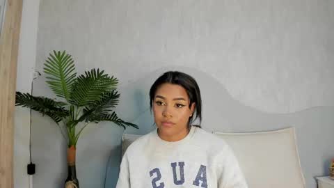 Snapshot of emma_morgann chatting on 11, 9, 2025 Emma Morgann online show from 11, 9, 2025