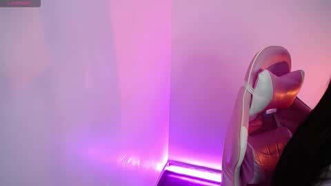 Snapshot of emma_naa chatting on 27, 9, 2025 Emma online show from 27, 9, 2025