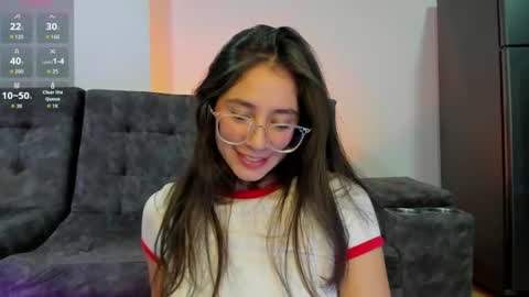 Snapshot of emma_sandovaal chatting on 17, 6, 2026 Emma online show from 17, 6, 2026