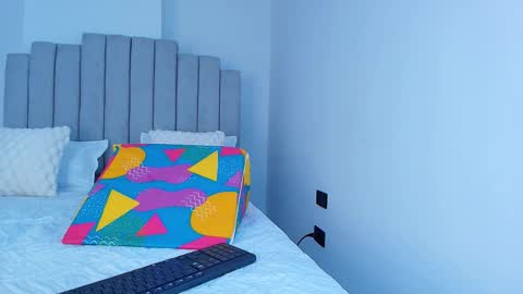 Emma online show from 6, 11, 2025