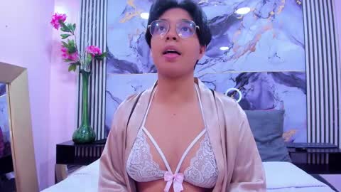 Snapshot of emmaa_lex chatting on 21, 9, 2025 Emma online show from 21, 9, 2025