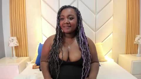 Snapshot of emmabrantt_ chatting on 16, 12, 2025 EmmaBrantt online show from 16, 12, 2025