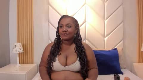 Snapshot of emmabrantt_ chatting on 1, 2, 2026 EmmaBrantt online show from 1, 2, 2026