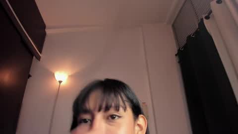Snapshot of emmaclark_1 chatting on 27, 5, 2026 emmaclark_1 online show from 27, 5, 2026