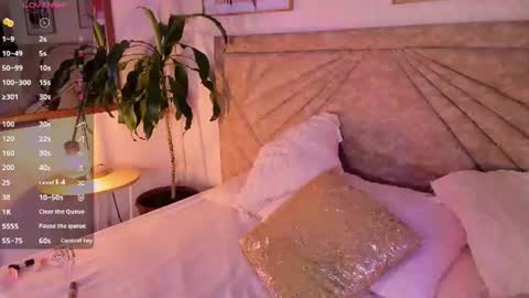 Snapshot of emmaduff_ chatting on 29, 6, 2026 online show from 29, 6, 2026