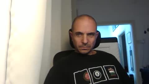 Snapshot of emmagold123 chatting on 18, 12, 2024 Ariel online show from 18, 12, 2024