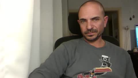 Snapshot of emmagold123 chatting on 29, 1, 2025 Ariel online show from 29, 1, 2025