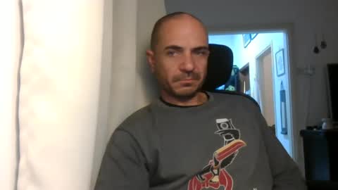 Snapshot of emmagold123 chatting on 17, 2, 2025 Ariel online show from 17, 2, 2025