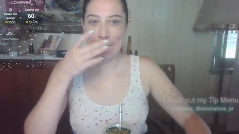 Snapshot of emmalove_ar chatting on 3, 1, 2025 emmalove_ar online show from 3, 1, 2025