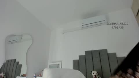 Snapshot of emmamejia7 chatting on 10, 3, 2025    online show from 10, 3, 2025