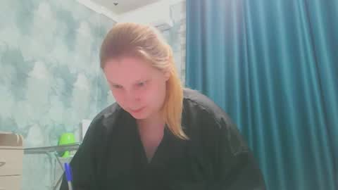 emmamelody online show from 9, 10, 2025