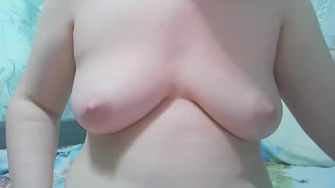 Snapshot of emmamelody944534 chatting on 16, 3, 2026 emmamelody online show from 16, 3, 2026