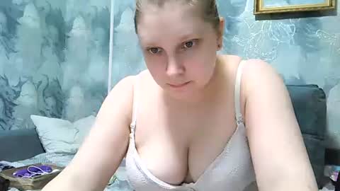 Snapshot of emmamelody944534 chatting on 11, 4, 2026 emmamelody online show from 11, 4, 2026