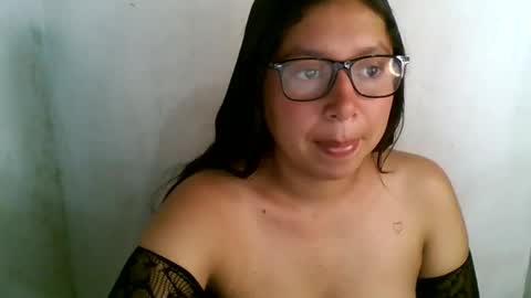 emmaortiz348067670331 online show from 29, 5, 2026