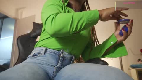 Sara online show from 19, 12, 2025