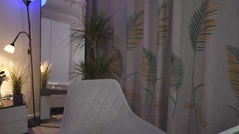 Emily online show from 3, 3, 2025