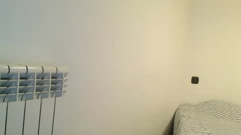 Snapshot of emmie_xxx chatting on 10, 12, 2024 emmie online show from 10, 12, 2024