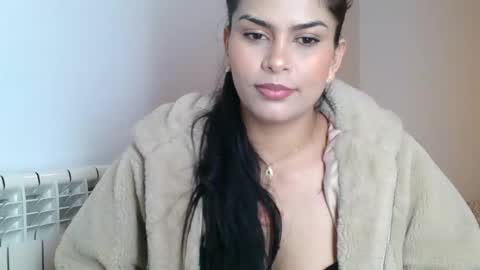 Snapshot of emmie_xxx chatting on 21, 1, 2025 emmie online show from 21, 1, 2025