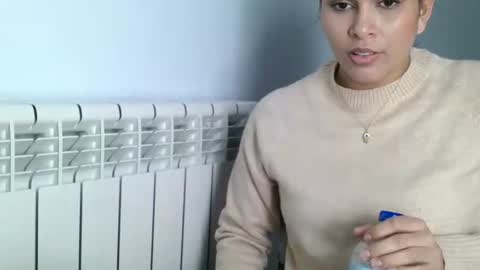 Snapshot of emmie_xxx chatting on 24, 1, 2025 emmie online show from 24, 1, 2025