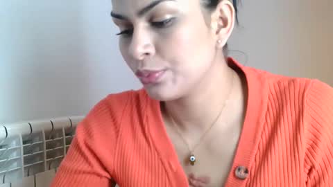 Snapshot of emmie_xxx chatting on 28, 1, 2025 emmie online show from 28, 1, 2025