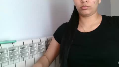 Snapshot of emmie_xxx chatting on 2, 2, 2025 emmie online show from 2, 2, 2025