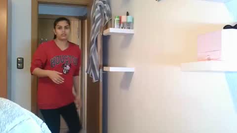 Snapshot of emmie_xxx chatting on 6, 11, 2025 emmie online show from 6, 11, 2025