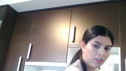 Snapshot of emmie_xxx chatting on 24, 11, 2025 emmie online show from 24, 11, 2025