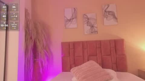 emmy_danielss online show from 8, 7, 2026