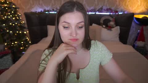 E M M Y online show from 25, 12, 2024