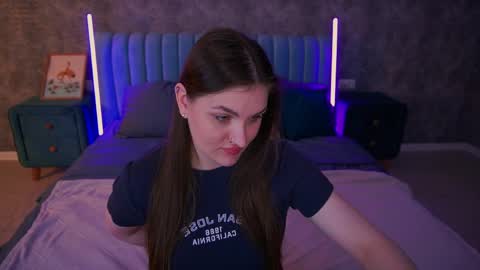 Snapshot of emmycharm chatting on 5, 4, 2026 E M M Y online show from 5, 4, 2026