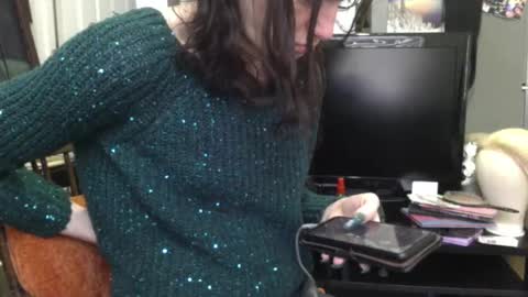 empusalamia online show from 5, 2, 2025