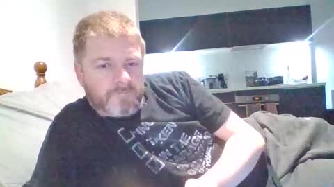 emrys2016833836 online show from 19, 1, 2026