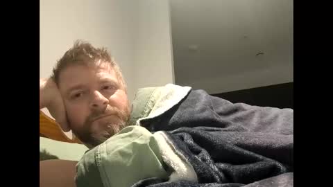 emrys2016833836 online show from 25, 3, 2026