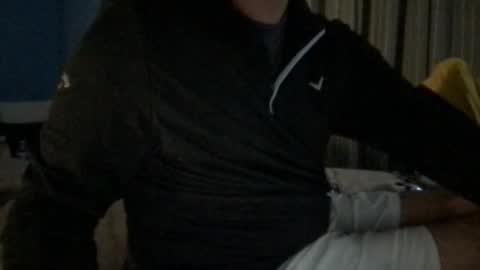 Snapshot of emwuert chatting on 27, 5, 2026 emwuert online show from 27, 5, 2026