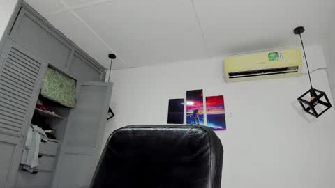 Emy online show from 14, 1, 2025