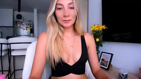 emyconneer online show from 7, 1, 2025