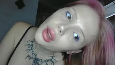 emydeliro online show from 17, 9, 2025