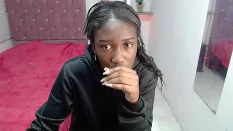 Snapshot of emyfuckhard chatting on 29, 10, 2025 emyfuckhard online show from 29, 10, 2025